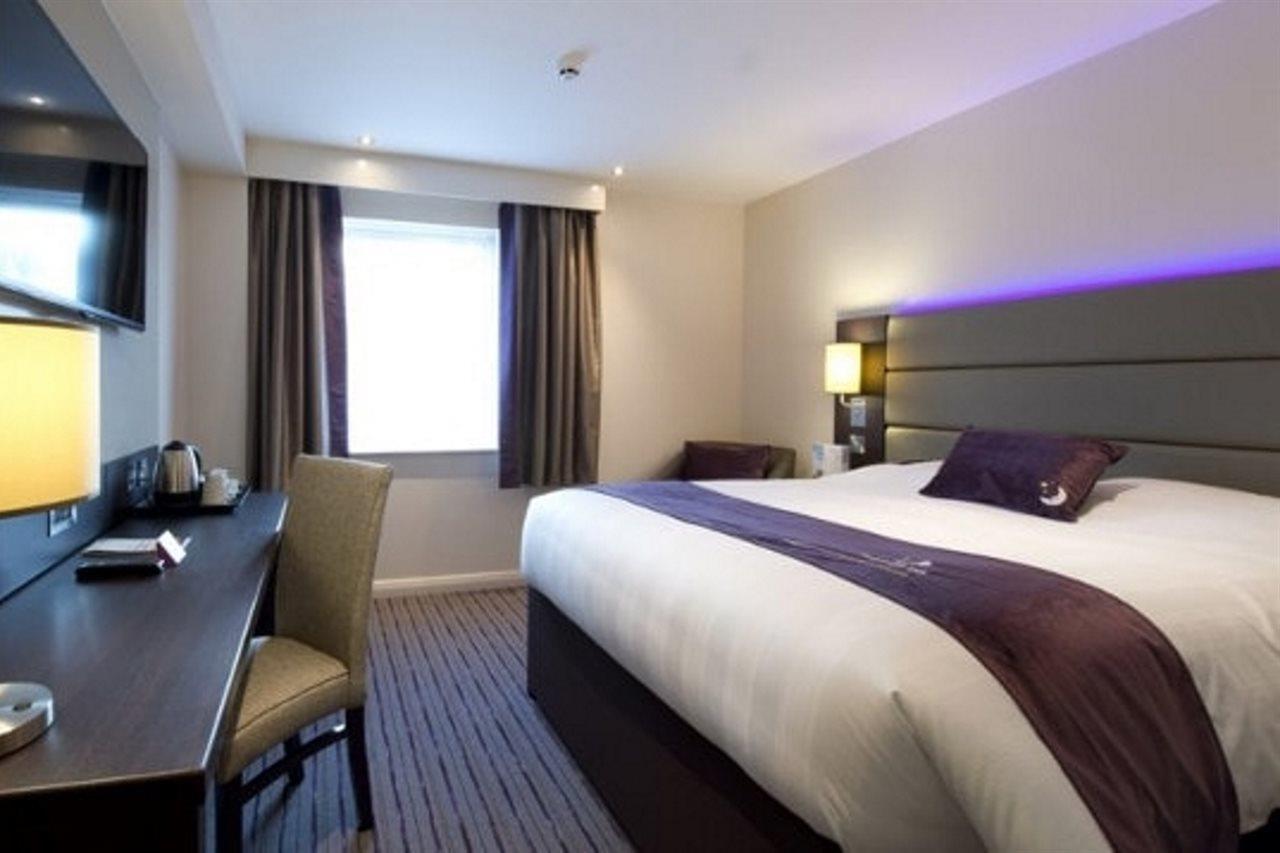 Premier Inn London Uxbridge Zewnętrze zdjęcie