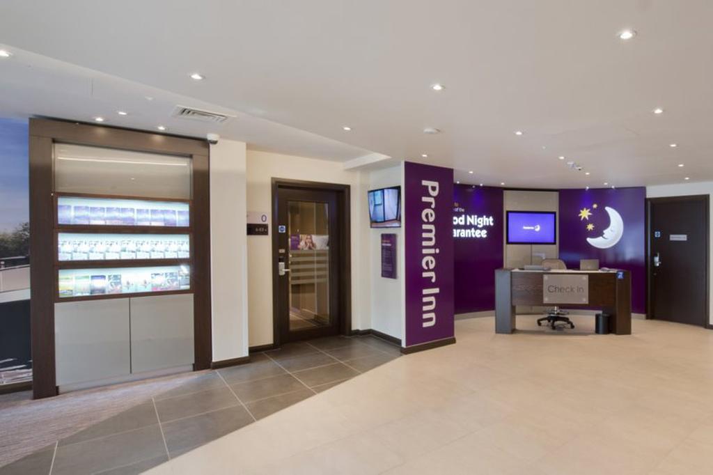 Premier Inn London Uxbridge Zewnętrze zdjęcie